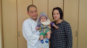 小橋さんと赤ちゃん.JPG